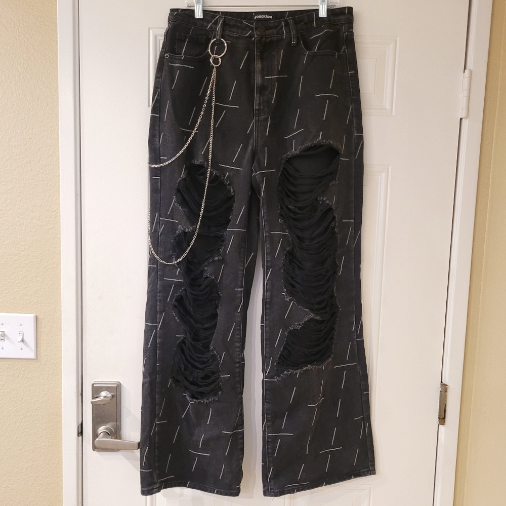 High Rise Baggy Boyfriend Jeans With Chain Detail And Distressing